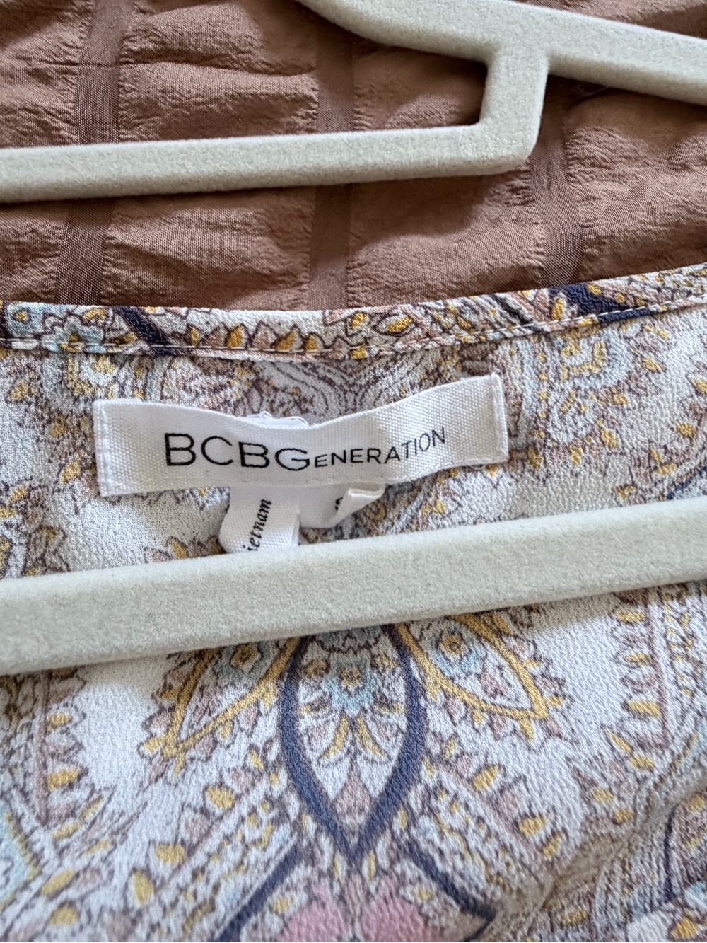 BCBGeneration Ruffle Tank Top - Picture 4 of 5